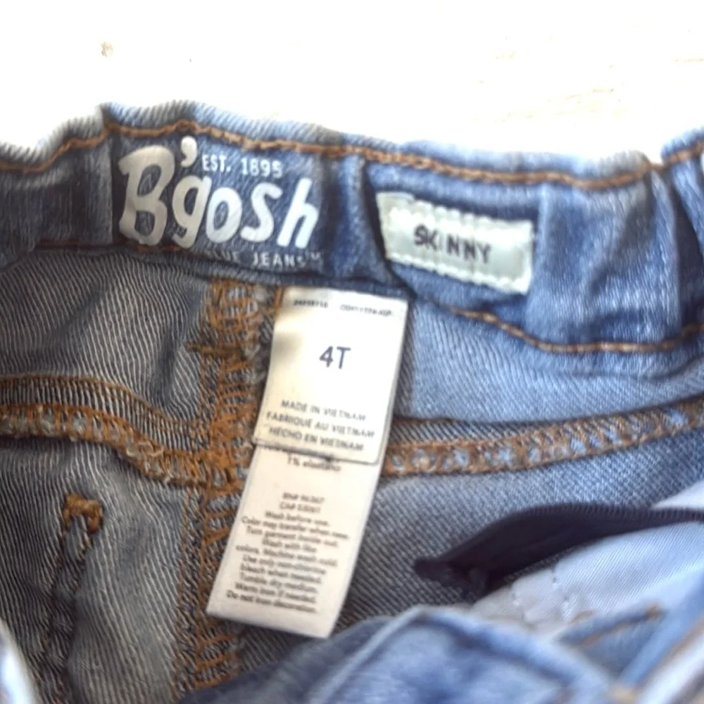 Oshkosh 4T Girls Skinny Jeans Kids Denim Size 4 Medium Wash Blue Jeans Toddler